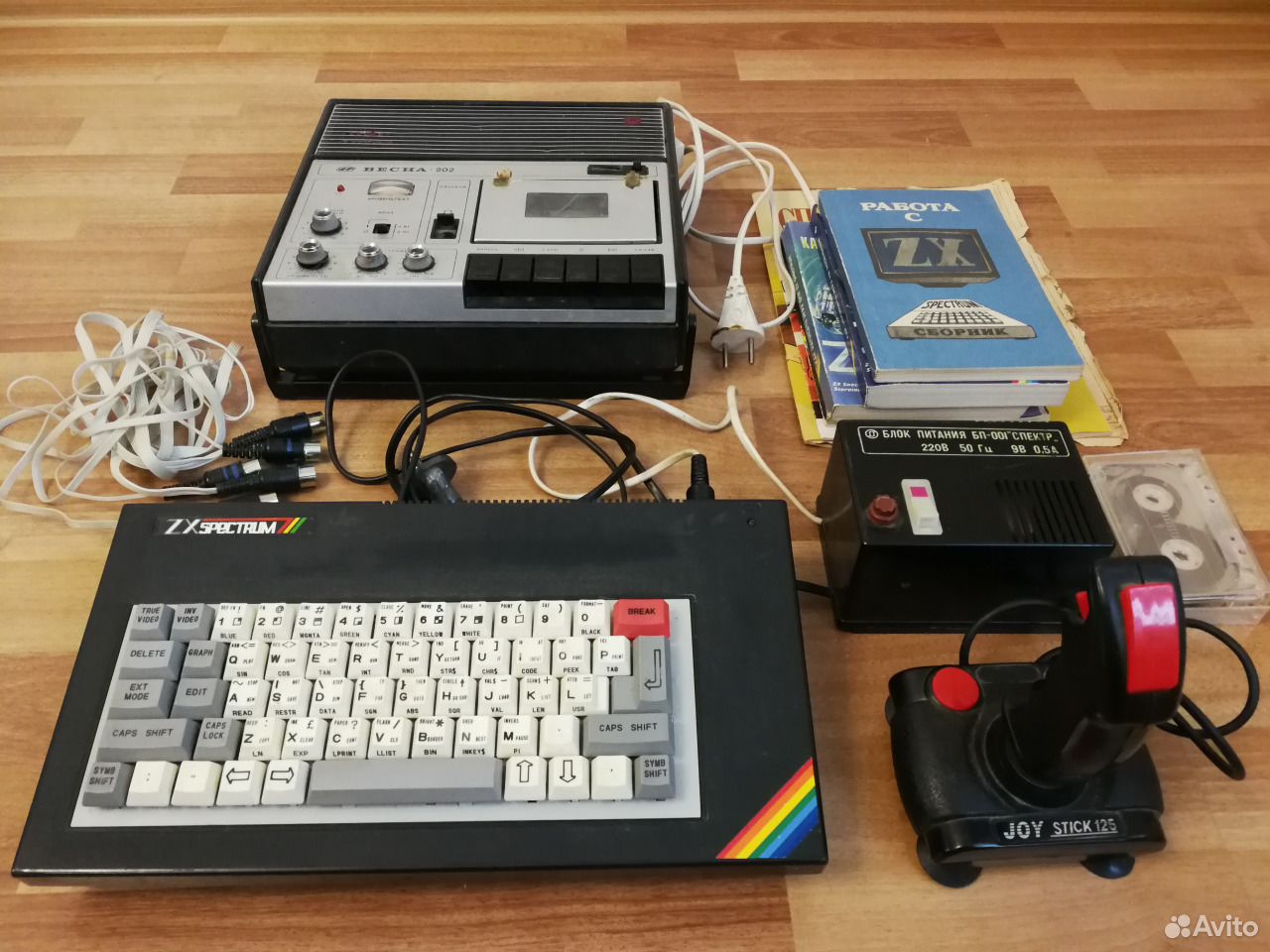Приставка Спектрум ZX. Компьютер ZX Spectrum 48k. ZX Spectrum 48. ZX Спектрум игровая приставка.