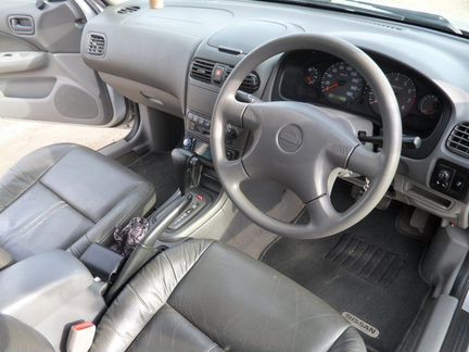 Nissan Sunny 1.6 AT, 2000, седан