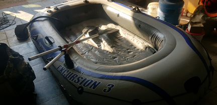 Надувная лодка IntexExcursion-3