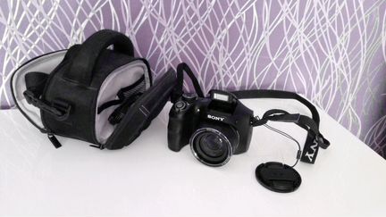 Цифровой фотоаппарат Sony DCS-H100