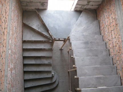 Бетонные лестницы, монолитные работы, фундамент