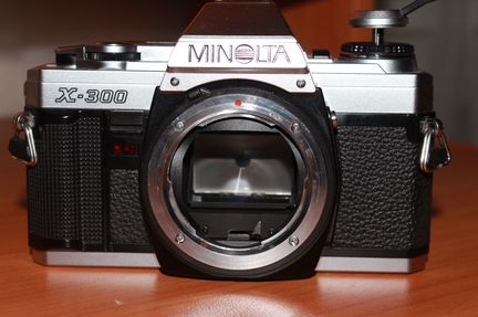 Minolta-x300