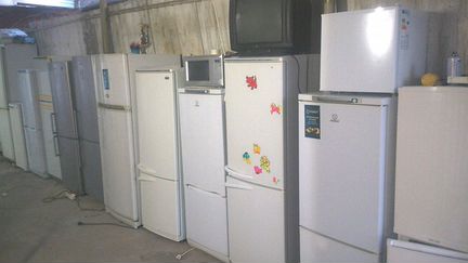 Холодильники чистые с гарантией доставка