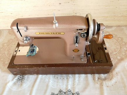Ручная швейная машинка «Подольск»