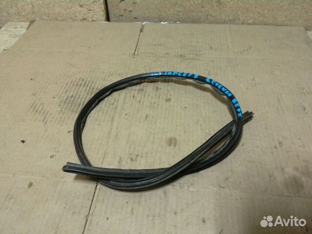 Молдинг заднего стекла Mitsubishi Lancer 9 2004