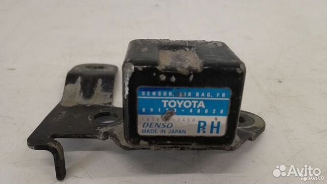 Датчик Airbag Toyota Harrier передний правый