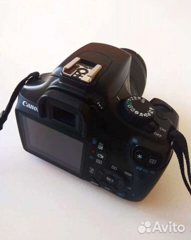 Зеркальный фотоаппарат Canon EOS 1100D EF-S 18-55