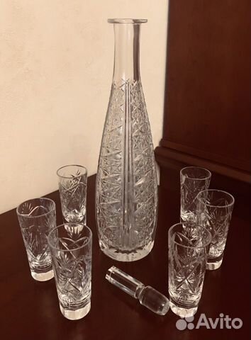 Хрустальный графин, 6 рюмок для коньяка, вина