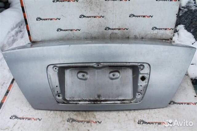 Крышка багажника Митсубиши Мираж