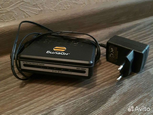 Коммутатор D-Link DES-1005A