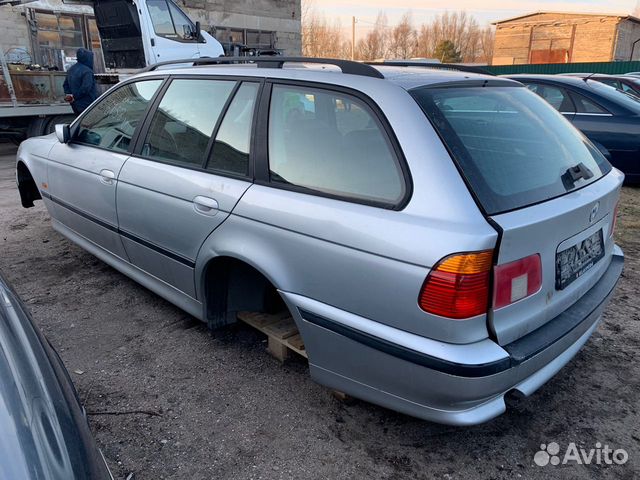 Bmw e39 1999г м51д25 АКПП Элементы кузова