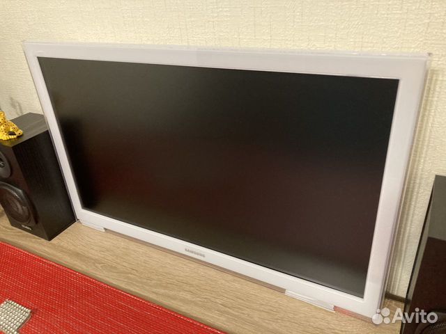Телевизор Samsung UE22H5610AK