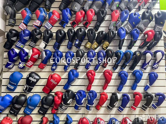 Боксерские перчатки новые