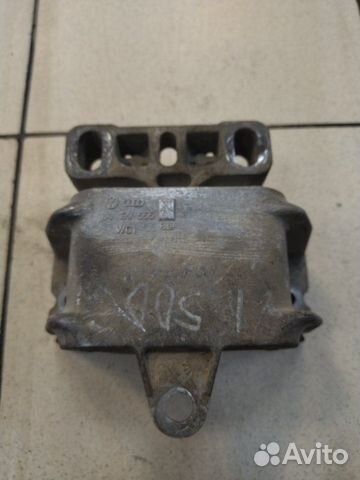 Подушка коробки передач Skoda Octavia