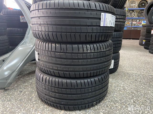 Michelin Pilot Sport 5 245/40 R19 275/35 R19