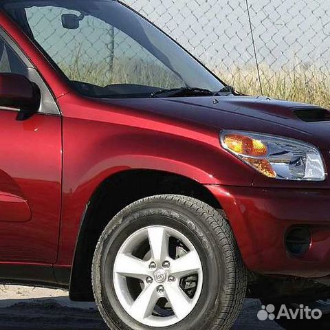 Крыло переднее правое в цвет Toyota Rav4 2 XA20