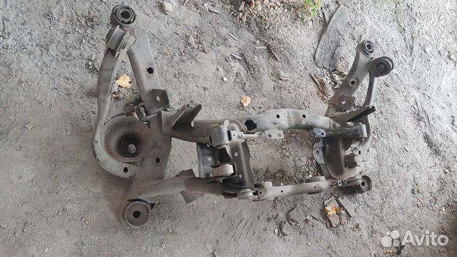 Подрамник задний (балка) на Volvo xc90 2.5