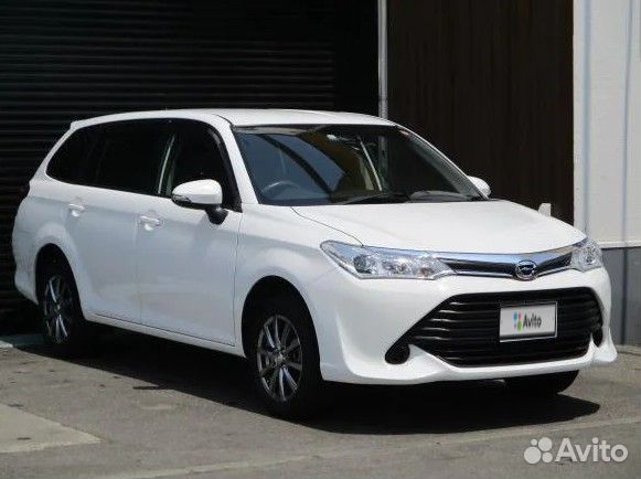 Авито авто владивосток с пробегом из японии. Toyota Corolla Fielder 2019 заниженная.