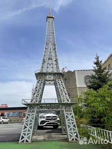 Эйфелева башня миниатуре