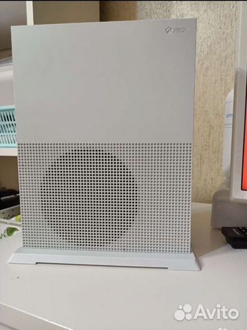 Xbox one s 1tb с играми