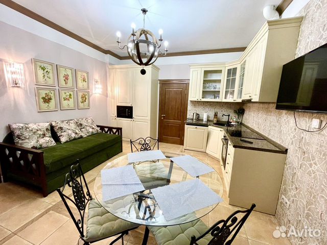 

3-к. квартира, 100 м², 1/12 эт.
