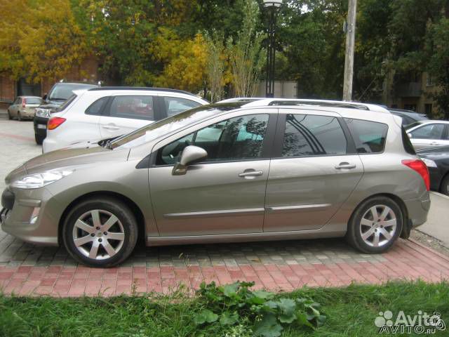 Peugeot 308 1.6 AT, 2010, битый, 120 000 км