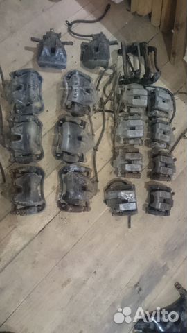 Суппорт томозной Toyota Camry 40