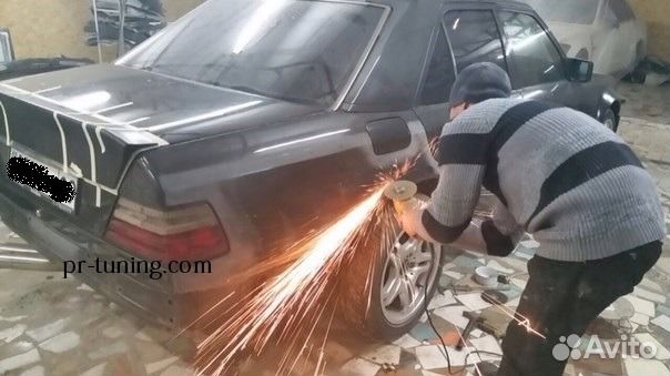 W124 e500 крылья (пластик) W124 e500 крылья (пластик)