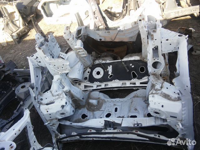 Передняя четверть пилим кузов Mazda CX5 Передняя четверть пилим кузов Mazda CX5