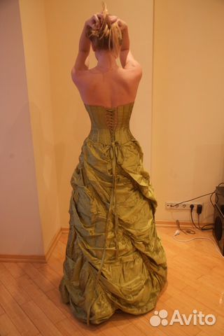 Вечернее бальное выпускное платье золото-изумрудно