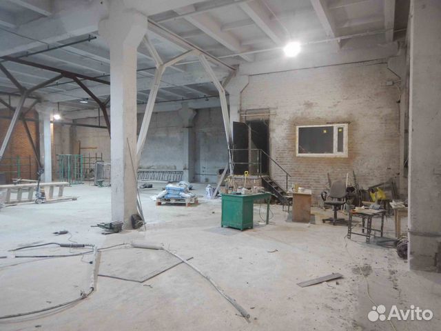 Складское помещение, 1300 м²