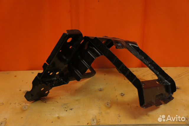 Кронштейн порога и арки колеса BMW F10 F01 F06 F12