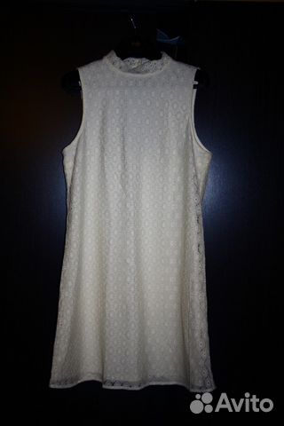 Платье Monki