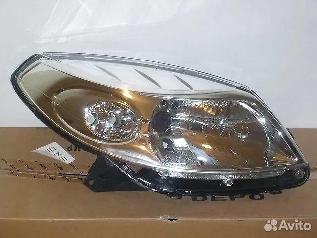 Фара Рено сандеро Левая/Правая (Хром)