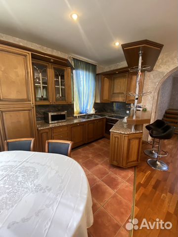 

6-к. коттедж, 180 м²