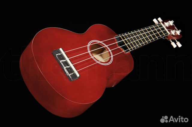 Новое укулеле из Германии с чехлом Harley Benton