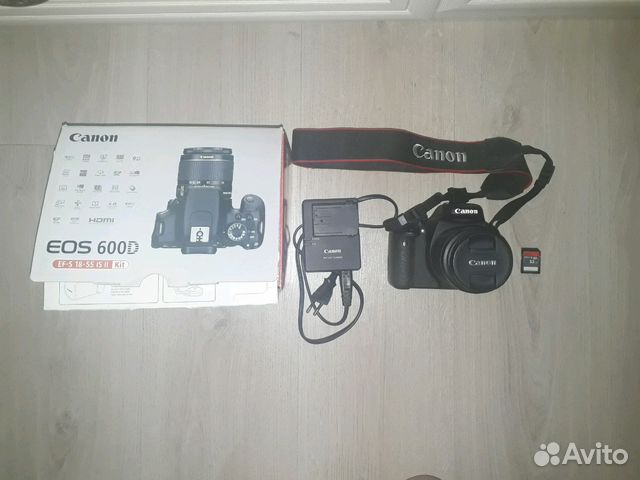 Фотоаппарат Canon EOS 600D 18-55mm Фотоаппарат Canon EOS 600D 18-55mm