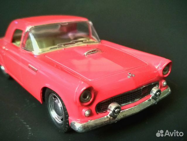 Chevy Nomad 1955, Ford Thuderbird 1955 Kinsmart