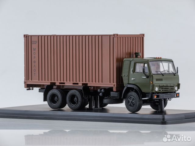 Камаз-53212 с 20-футовым контейнером