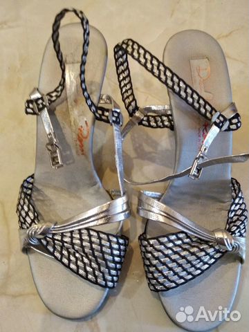 Босоножки продам. 33-34 размера