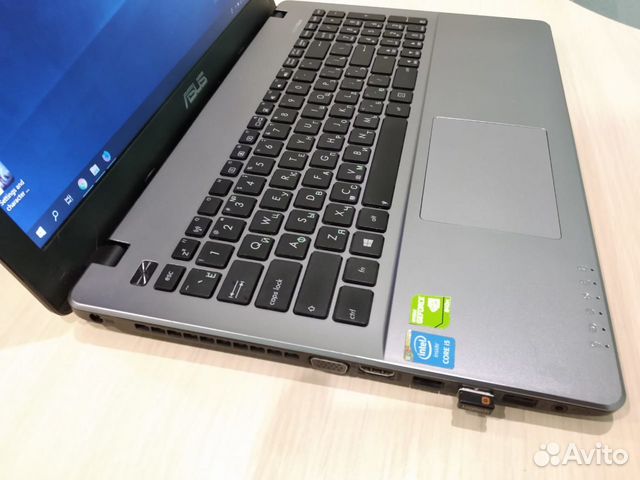 Ноутбук asus 2.4/Core i5/750Gb/8Gb/GeForce 2Gb