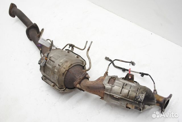 Труба приемная с катализаторами Toyota LC 200 Труба приемная с катализаторами Toyota LC 200