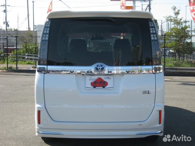 Toyota Voxy 1.8 CVT, 2015, 29 000 км