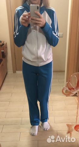 Спортивный костюм Спортивный костюм