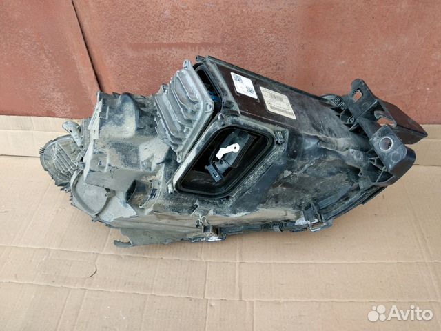 Фара Mercedes GLE W166 левая A1669067502