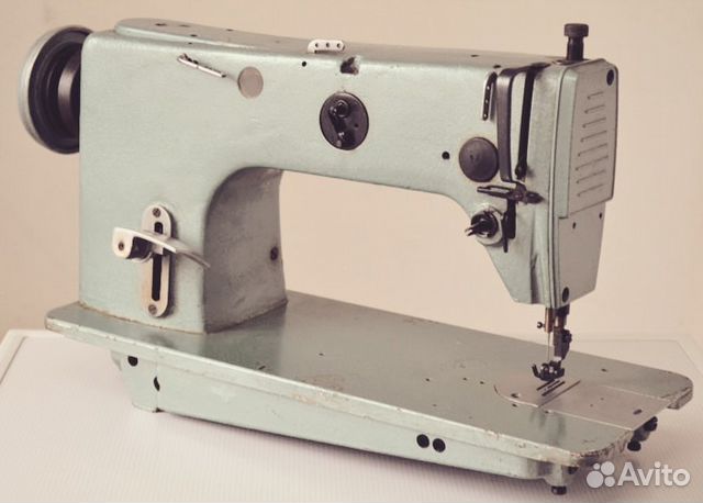 Промышленная швейная машина. 22 класс