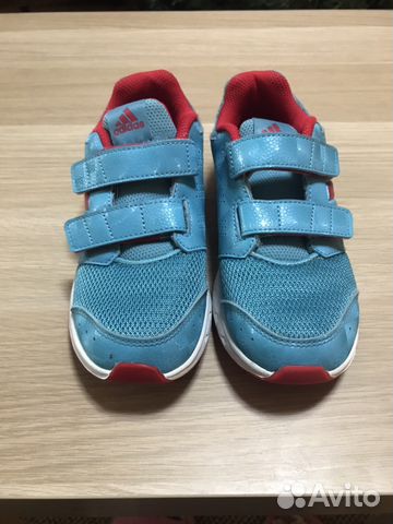 Кроссовки adidas оригинальные Кроссовки adidas оригинальные