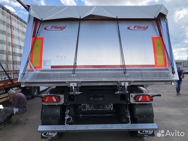 Самосвальный полуприцеп Fliegl dhka Light 25m3 Самосвальный полуприцеп Fliegl dhka Light 25m3