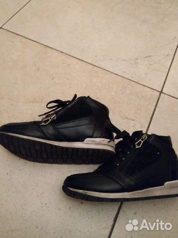 Кроссовки деми