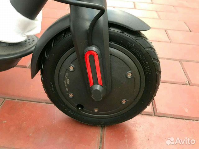 Электросамокат Xiaomi m365 Электросамокат Xiaomi m365